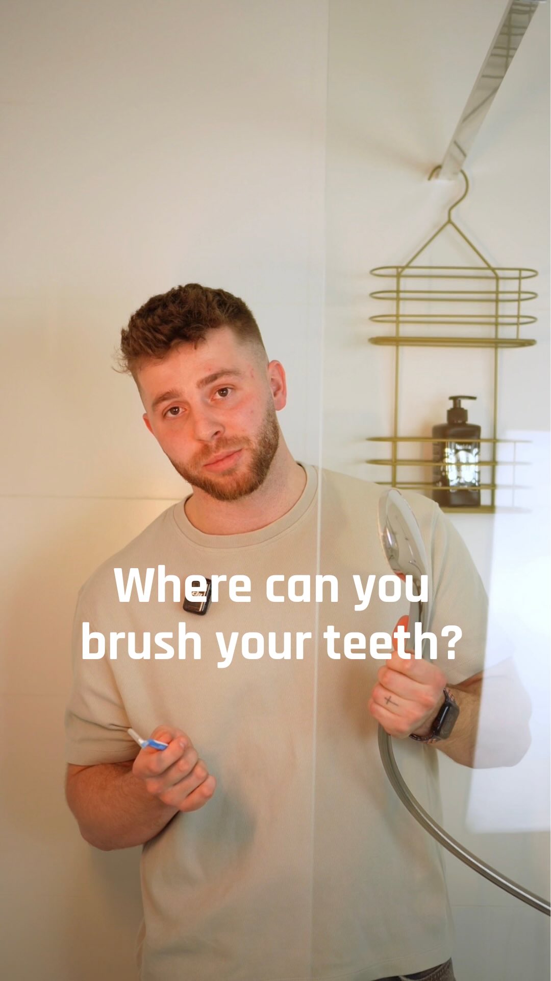Do you really not have time to clean between your teeth? 🦷
Sure, after brushing your teeth, nobody really feels like dealing with an interdental brush too. But in reality, you often do have the time - you just don’t realize it.

Because you lose those few minutes somewhere every day anyway. When you’re waiting for the next episode of Survivor to start, standing in the shower while tomorrow’s plan is running through your head, or scrolling Instagram for twenty minutes while telling yourself you’ll stop in a second. 😅

That’s exactly the perfect moment to grab your interdental brush. You’re simply using time you’re already spending elsewhere.

And your teeth will notice the difference sooner than you think. Because most cavities and inflammation start right between the teeth — where a regular toothbrush simply can’t reach. 🦠

👉 Follow us and we’ll show you how to take care of your teeth smartly, not complicatedly. ✨